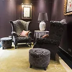 Hotel Nexus & 4*
