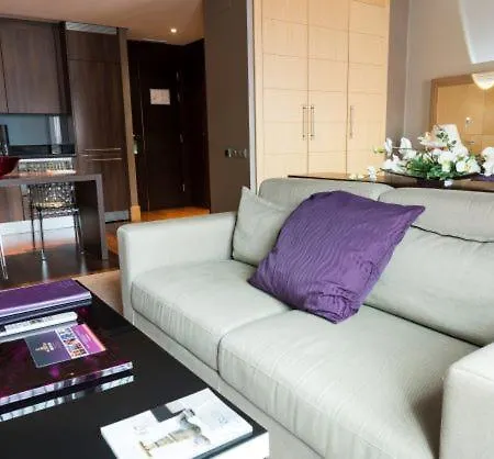 Nexus & Hotel 4*