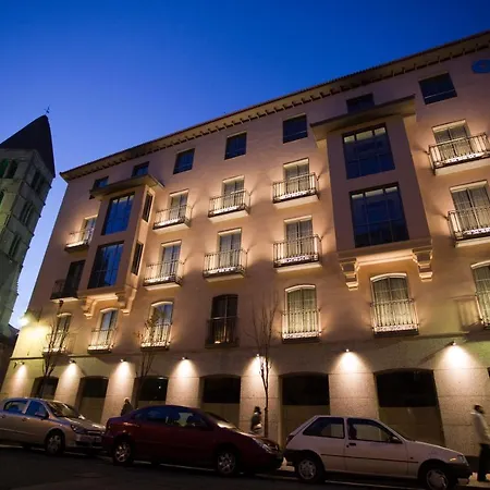 Nexus & 4* Valladolid