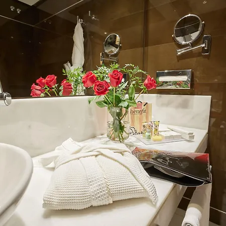 Nexus Suites&hotel Hotel 4*