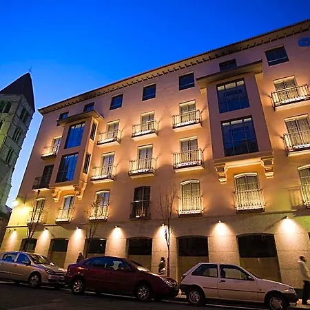 Nexus & Hotel