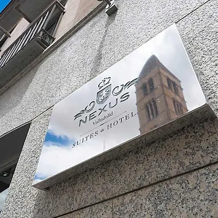 Hotel Nexus & 4*