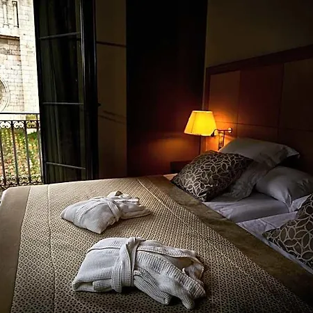 Hotel Nexus &