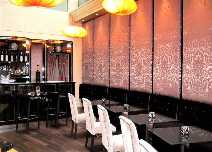 Szálloda Nexus & 4*